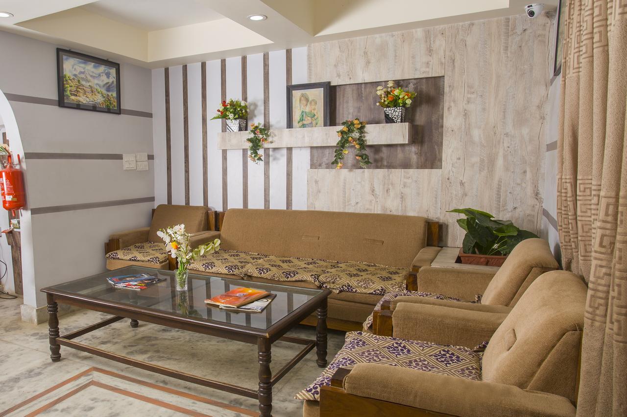 Hotel Lotus Buddha Inn กาฐมาณฑุ ภายนอก รูปภาพ