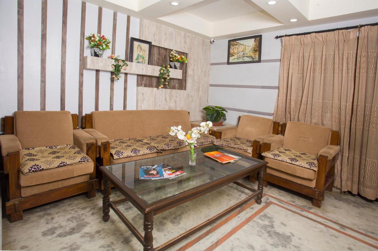 Hotel Lotus Buddha Inn กาฐมาณฑุ ภายนอก รูปภาพ